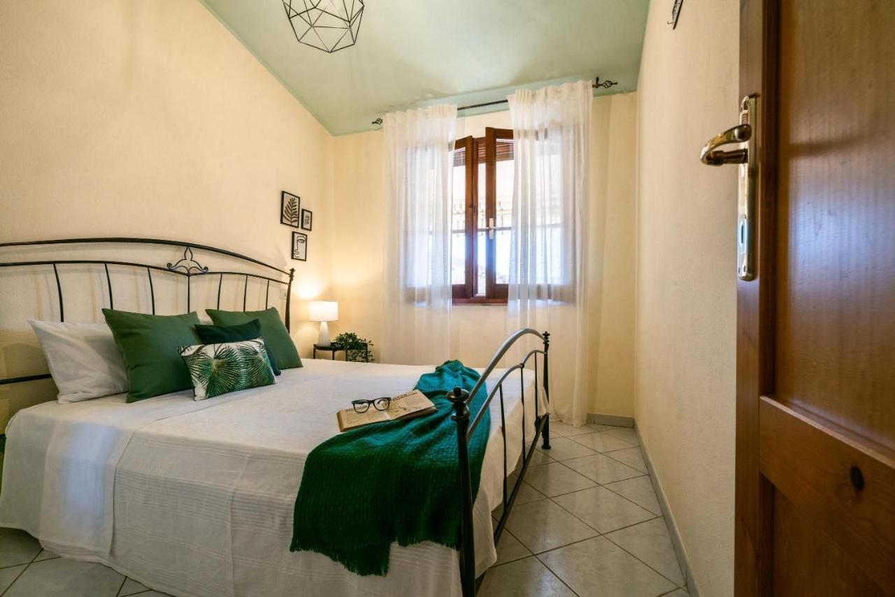 Villa Chelubirdi Villasimius Esterno foto